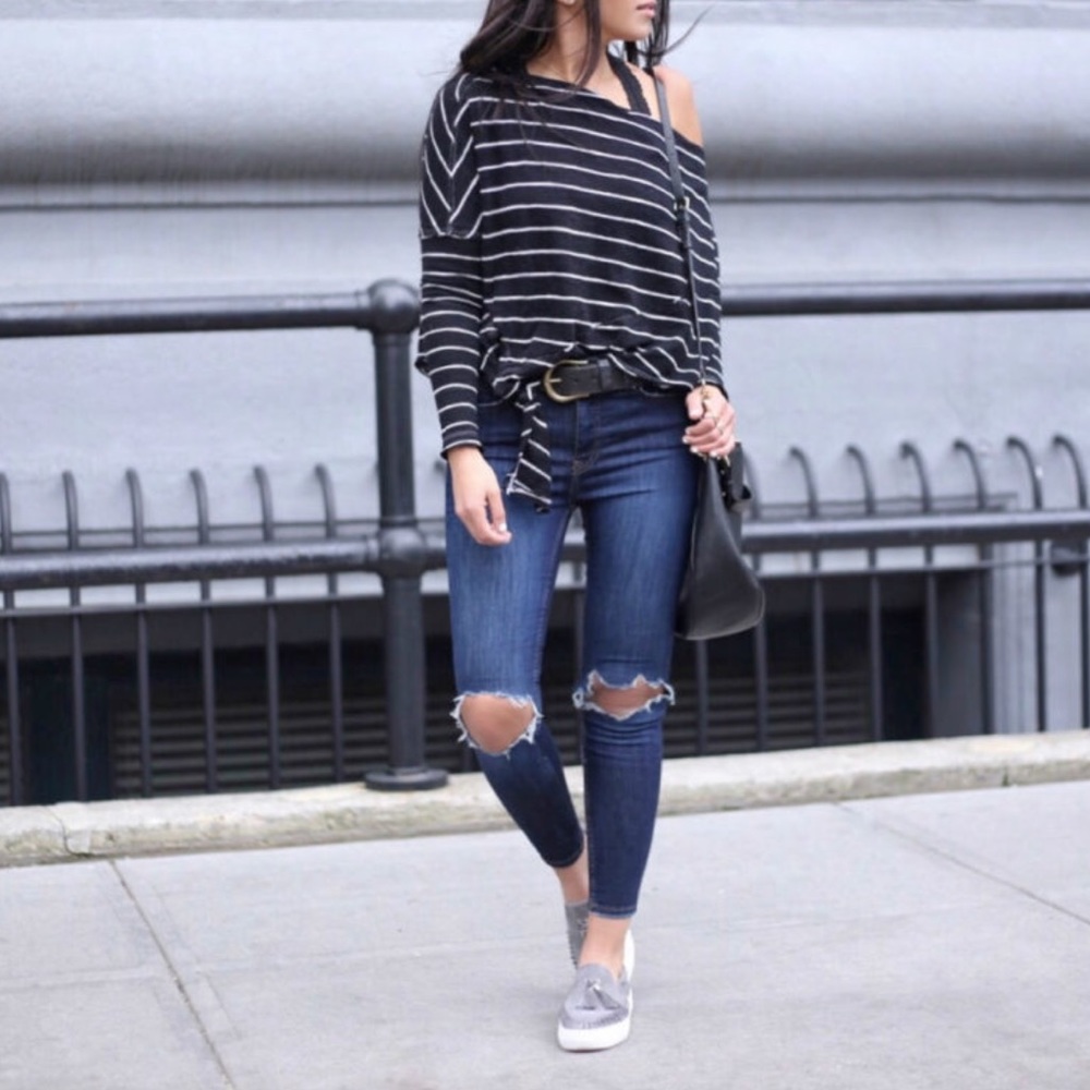 Free People Busted Knee High Rise Jeans - Blue, 27